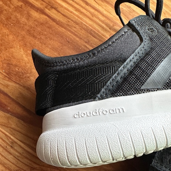 Adidas Womens Black and White Sneakers Cloud foam Size8 - Picture 4 of 5